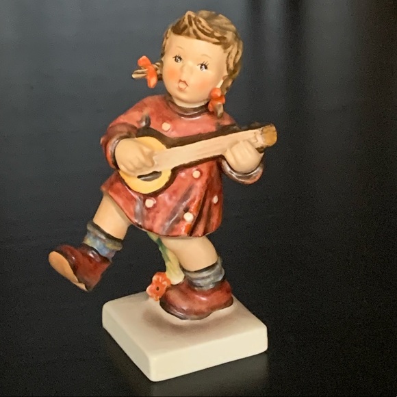 Happiness - Hummel Figurine #86 TMK6 - Picture 1 of 8